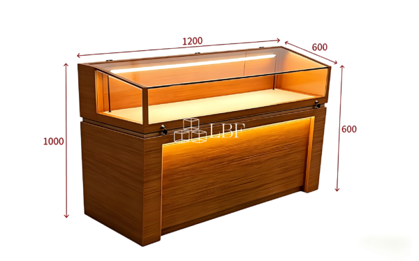 LBFs neuer Schmuckschrank im Massivholz-Stil, flach