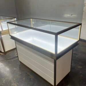 Jewelry display cabinet