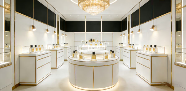 Cosmetics display counter - Image 4