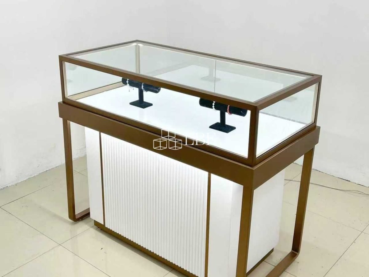 Vitrine à bijoux moderne