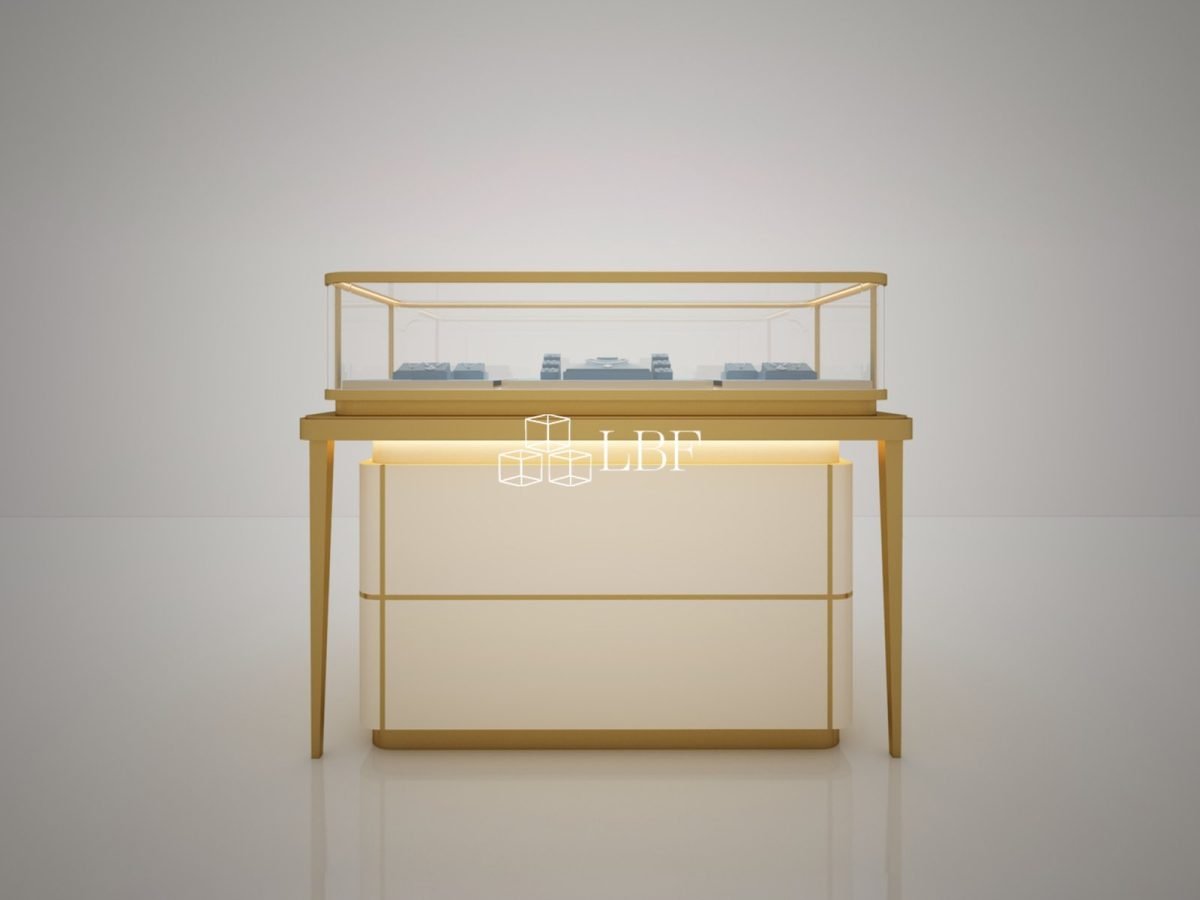 Vitrine verticale minimaliste pour bijoux en or rose